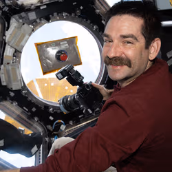 News image: Spacewalk Preps and Health Checks Using Augmented Reality, Artificial Intelligence