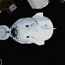 News image: Dragon Undocks from Station, Heads for Splashdown