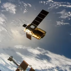 News image: Canadian Robotic Arm Releases Japan’s Spacecraft for Departure