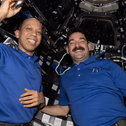 News image: Crew Begins New Space Research and Installs New Science Gear